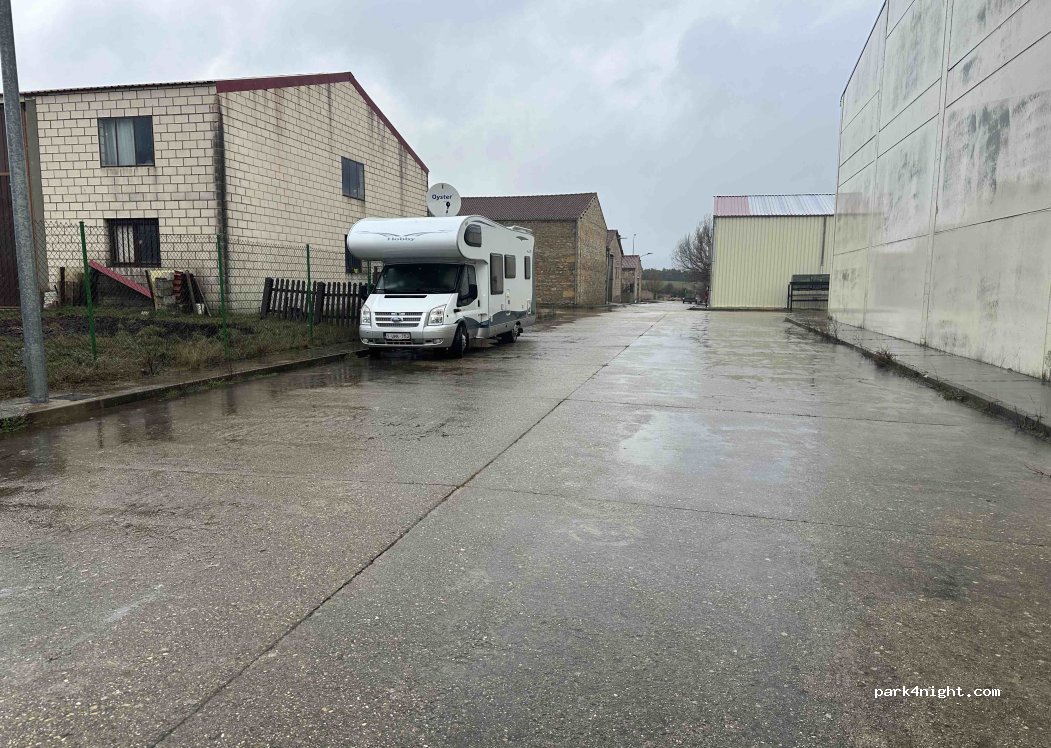 (42146) Cabrejas del Pinar - 19 Poligono la Nava — foto