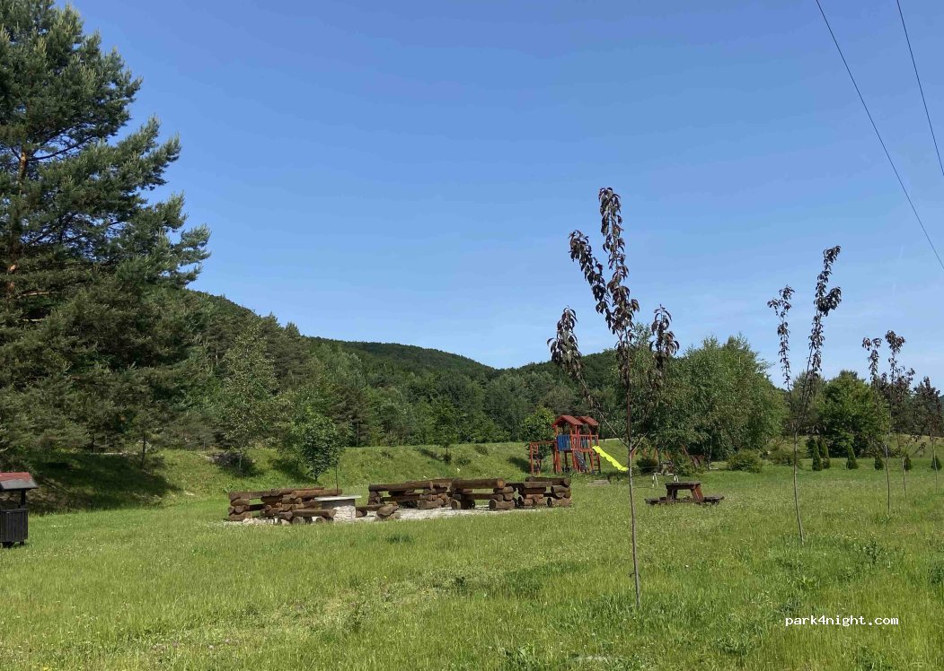 (3999) Hollóháza - 8 Szakmári Károly utca — foto 2