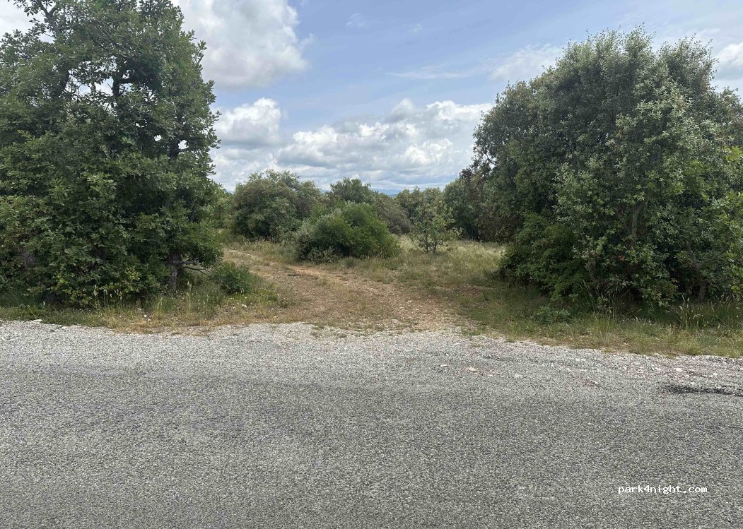 (04150) Simiane-la-Rotonde - — foto