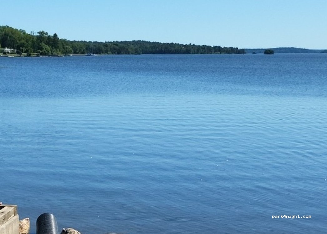 (647 30) Mariefred - 2 Strandvägen — foto 3