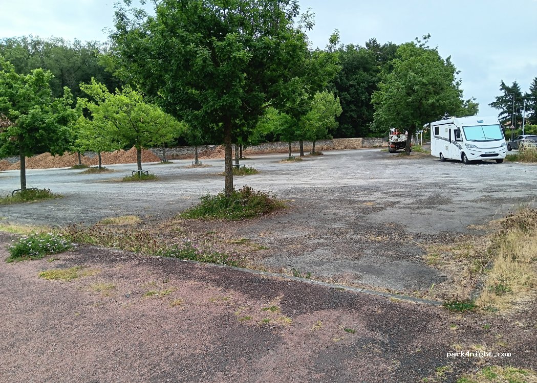 (86000) Poitiers - 45 Rue de la Charletterie — foto