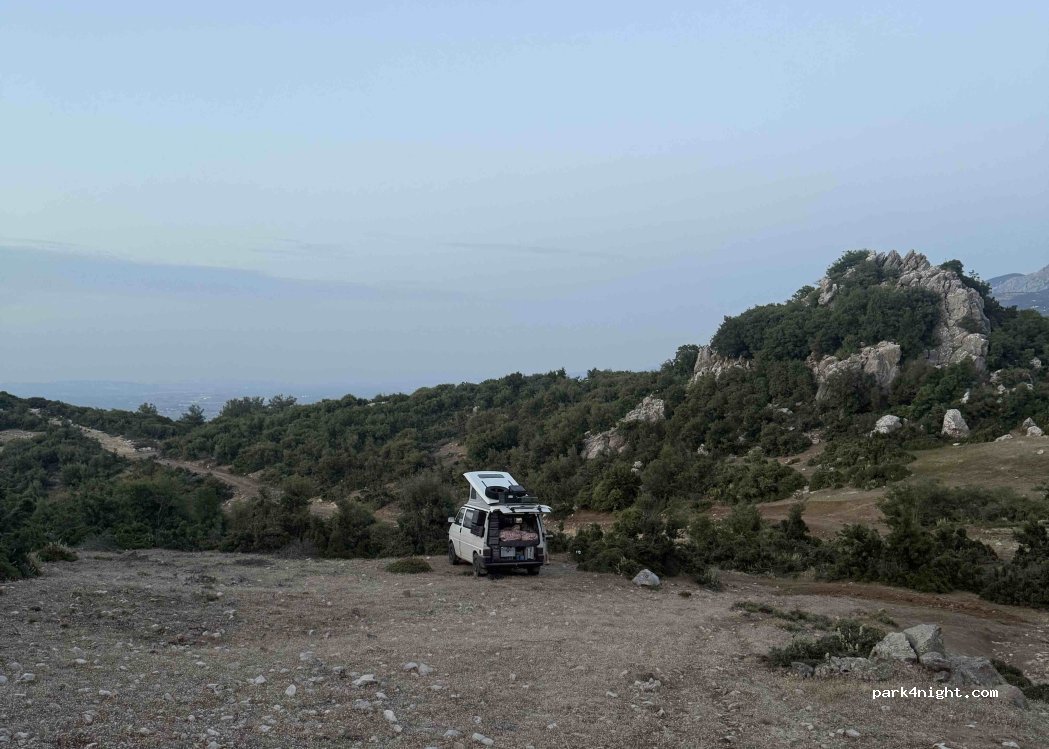 (45030) Yunusemre - Unnamed Road — foto