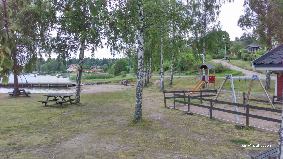 (618 93)  - 67 Båtbyggarvägen — foto 2