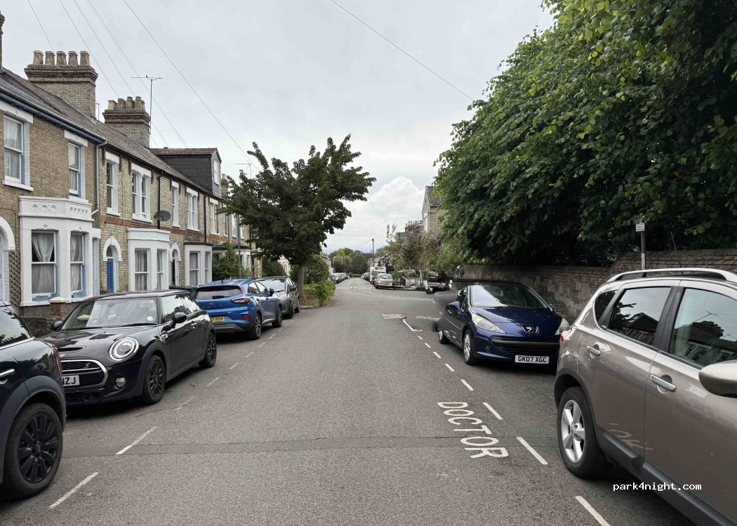 (CB5 8HH) Cambridge - 9 Abbey Road — foto