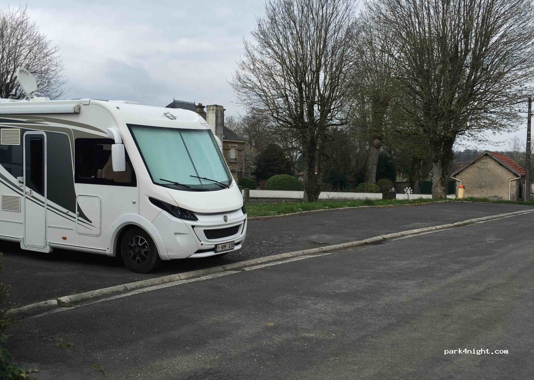 (55270) Varennes-en-Argonne - 6 Ruelle de la Promenade — foto 2