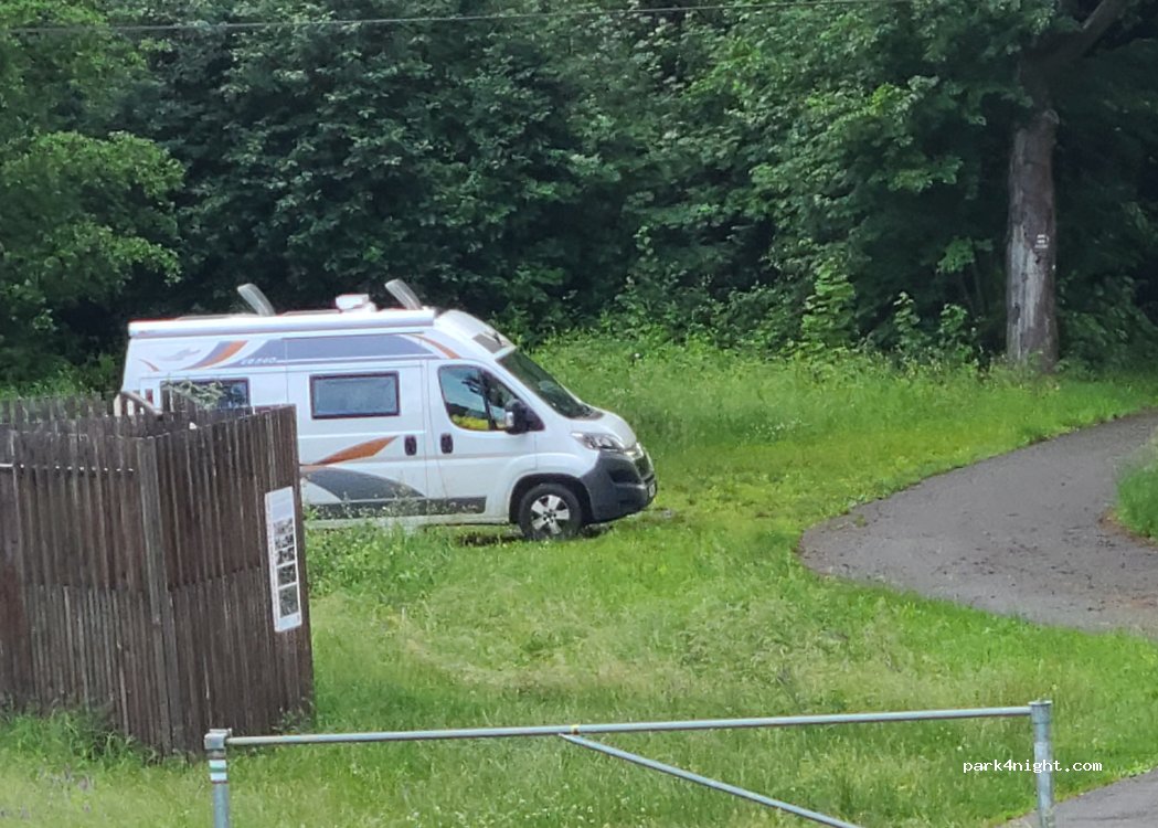(335 61) Bradava-Spálené Poříčí - Hvížďalka — foto