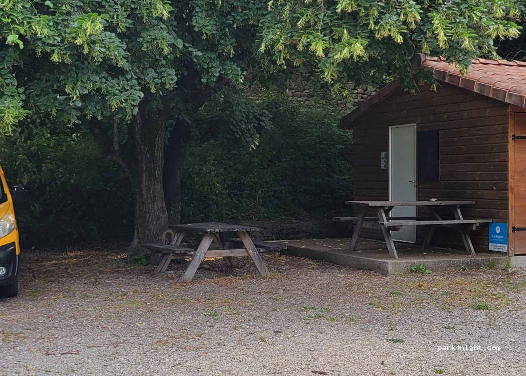 (26170) Mollans-sur-Ouvèze - 35 Rue des Granges — foto 2