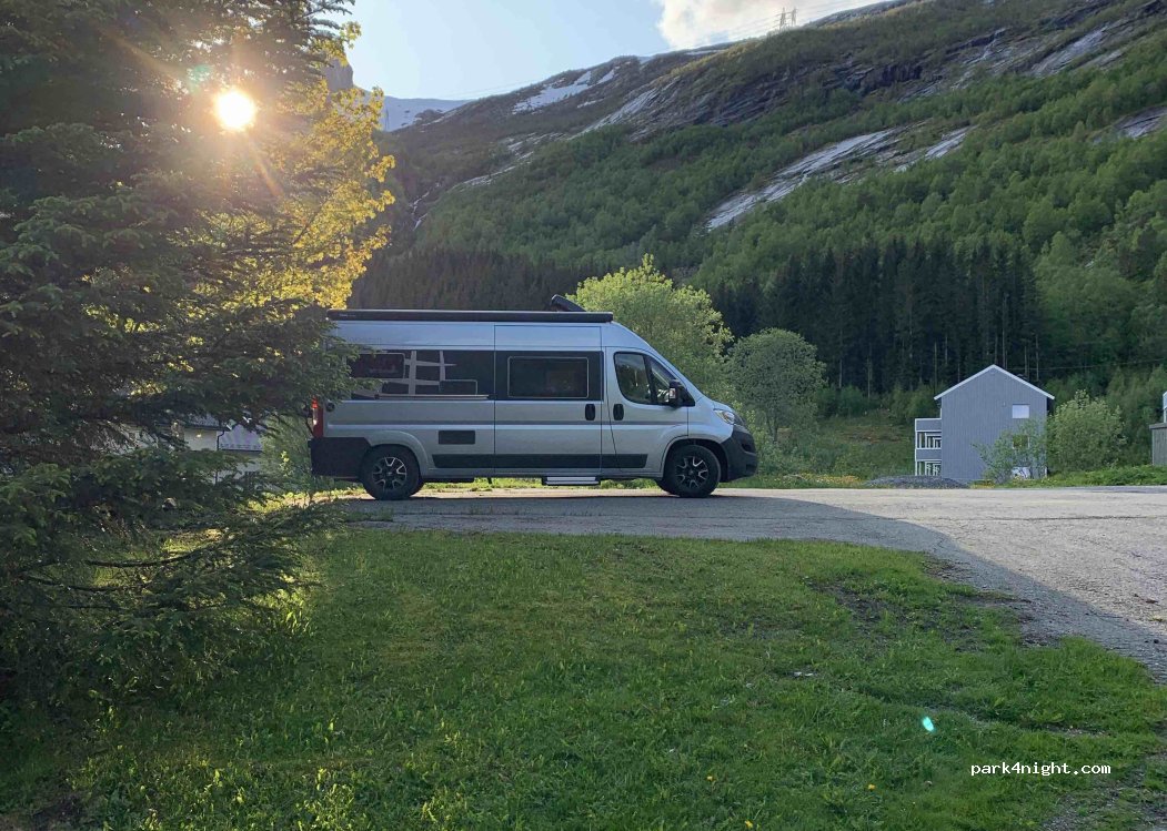 (8160) Glomfjord - 6 Taubaneveien — foto