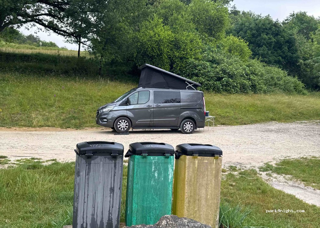 (46800) Montcuq-en-Quercy-Blanc - 165 Chemin de la Plage — foto