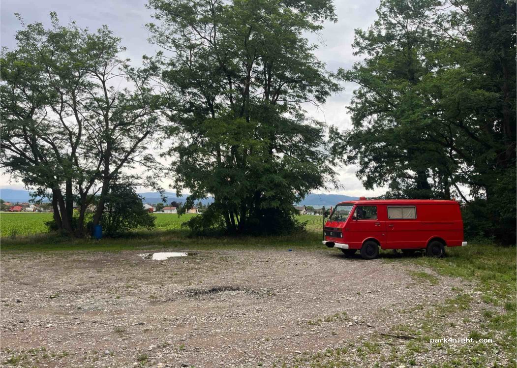 (68127) Sainte-Croix-en-Plaine - — foto 2