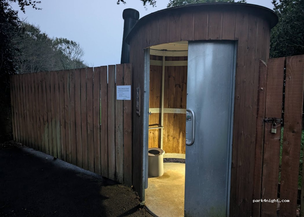 (Y34 KR64) Tintern - Unnamed Road — foto 3
