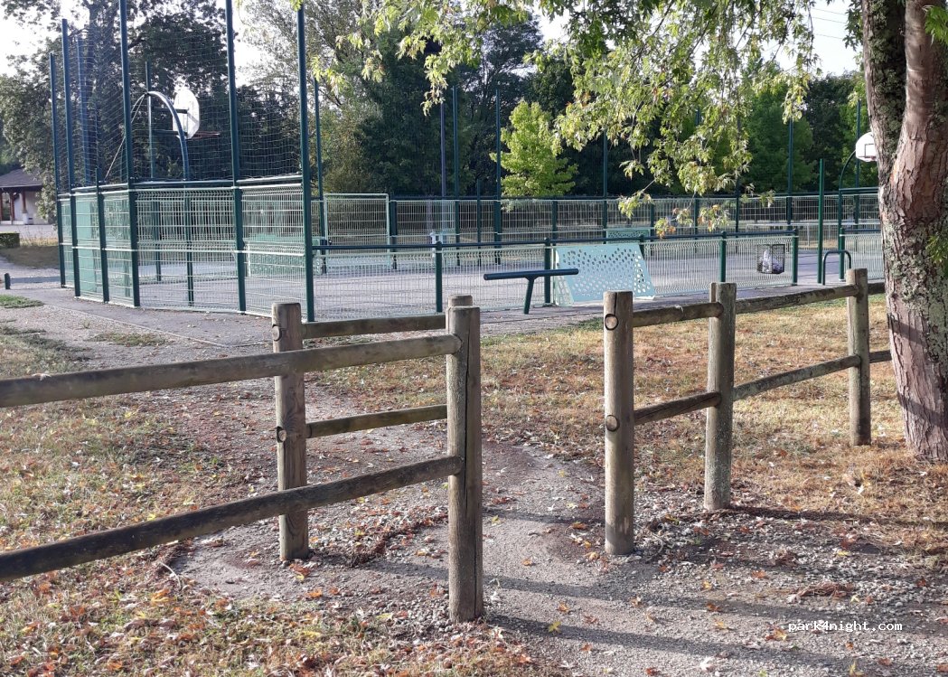 (47310) Roquefort - 32 Route du Stade — foto 4