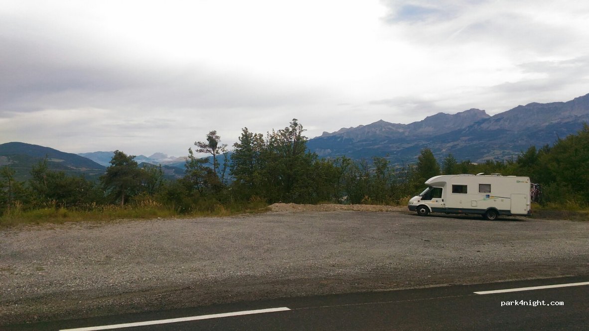 (05160) Le Sauze-du-Lac - D954 — foto