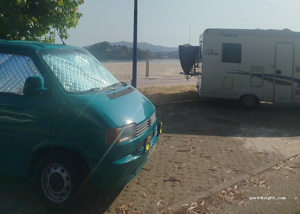 (38393) Bayona - Av. Praia Ladeira — foto 2