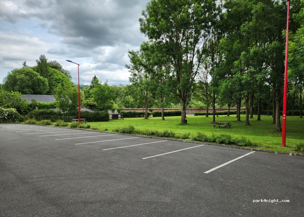 (61120) Pontchardon - 32 Place de la Fontaine — foto 2