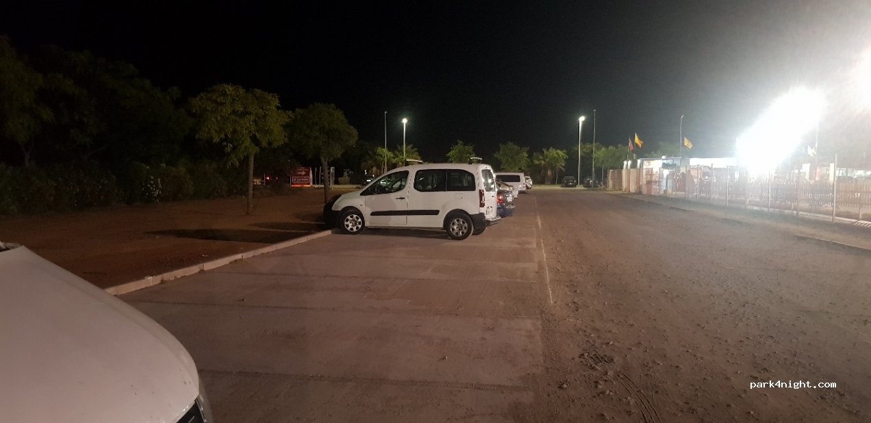 (21449) Lepe - 64 Calle Sotavento — foto