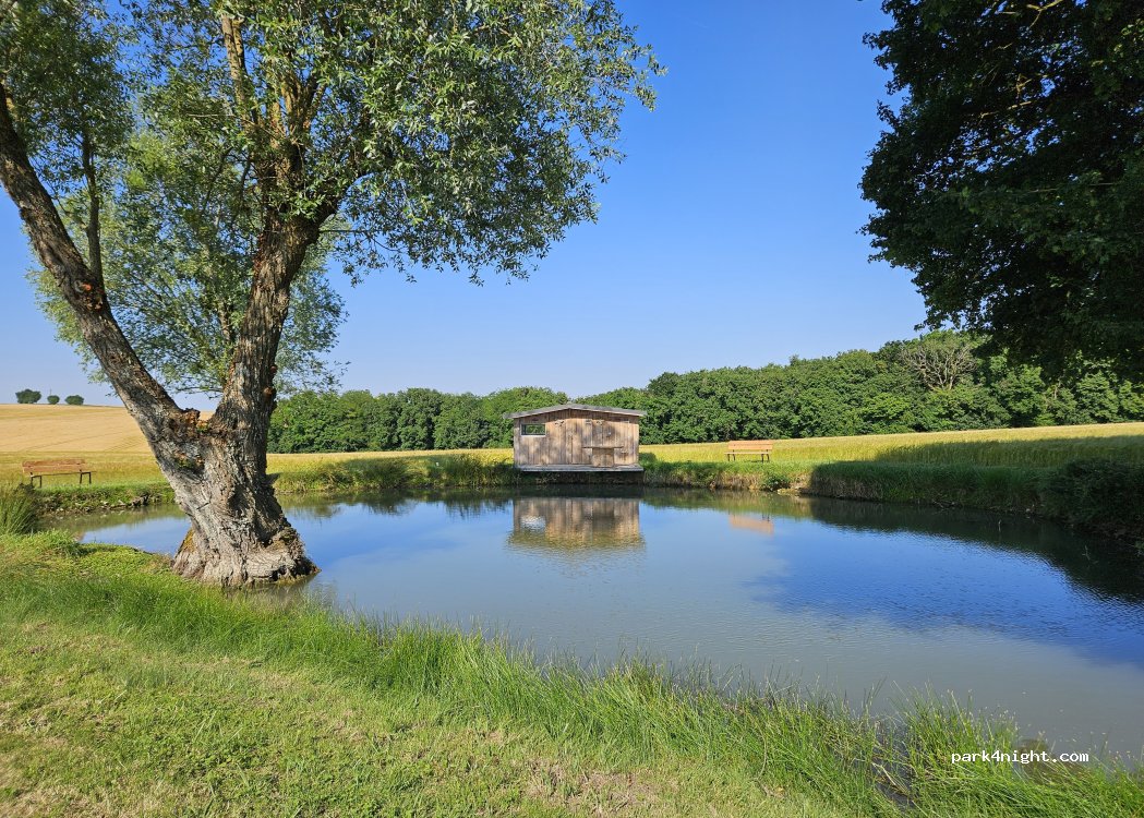 (58310) Bouhy - Les montagnes — foto