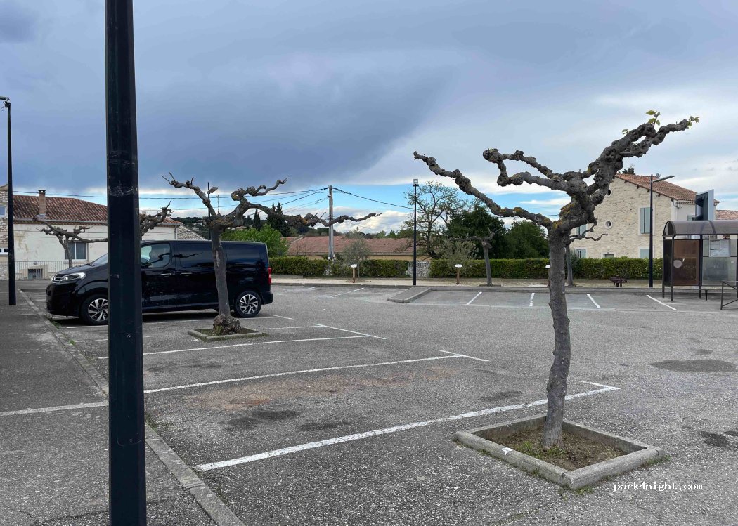 (30126) Saint-Laurent-des-Arbres - 154 Chemin de Malmont — foto