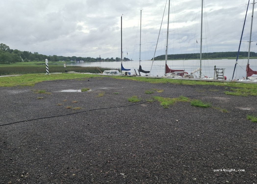 Narva-Jõesuu Yacht club camping — foto 3