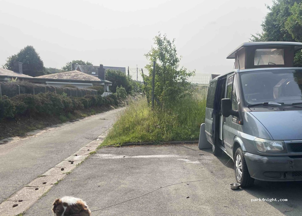 (4690) Bassenge - 100 Rue Haute — foto