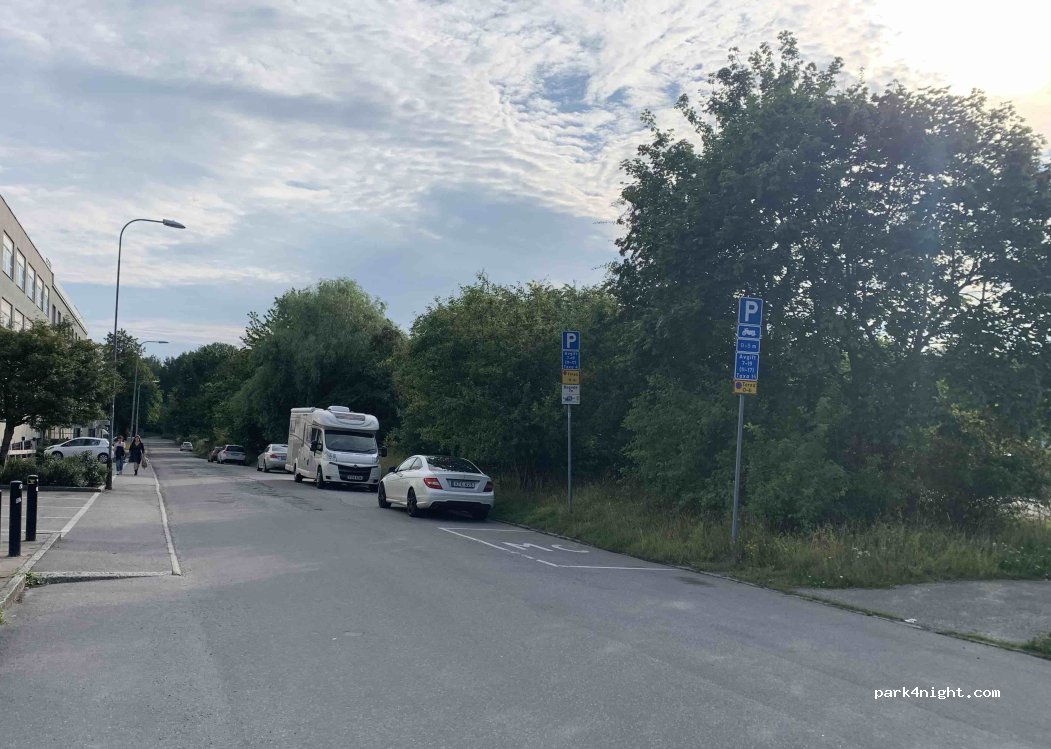 (121 63) Johanneshov - 9 Lindetorpsvägen — foto 3