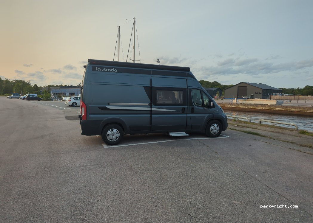 (372 73) Ronneby - Vastrakajen — foto