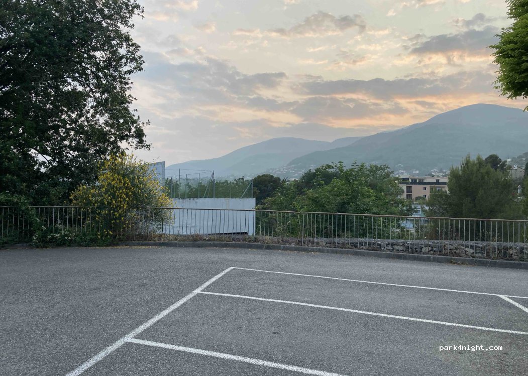 (06140) Vence - 325 Avenue Rhin et Danube — foto