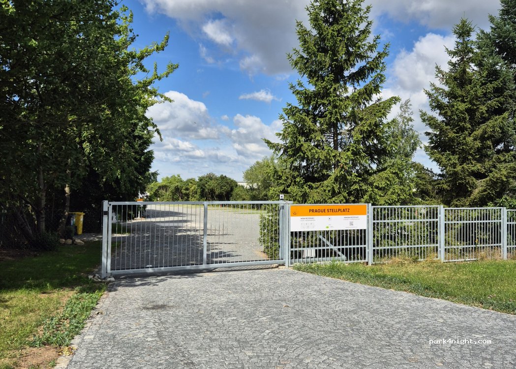 (142 00) Praha - 3 Zelenkova — foto 5