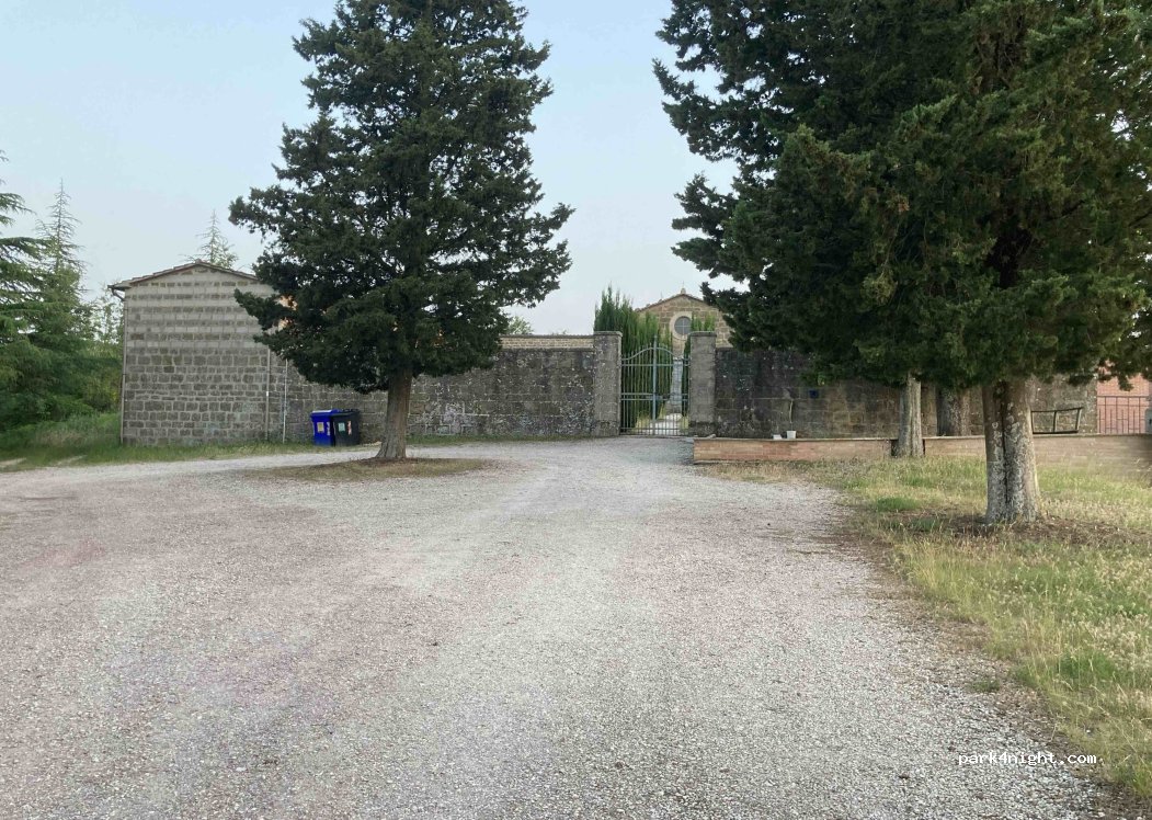 (06024) Gubbio - Unnamed Road — foto 2