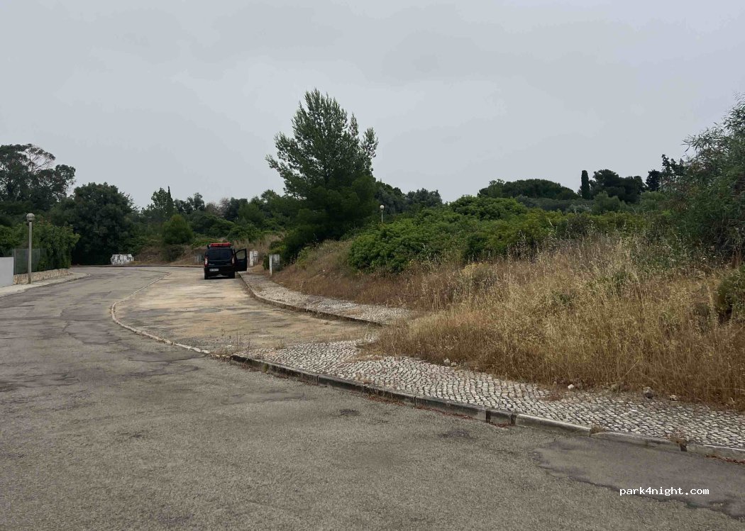 (8400) Carvoeiro - 90 Rua das Raposas — foto