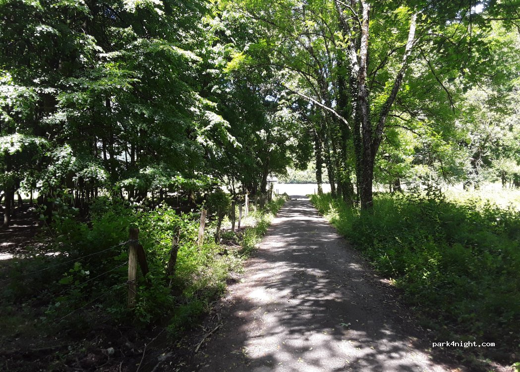 (38220) Livet-et-Gavet - Chemin des Champs — foto 2