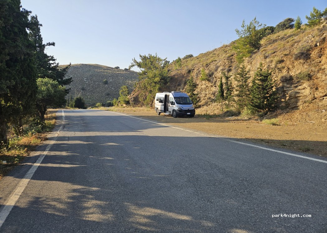 (700 08) Moni Agkarathou - Epar.Od. Karteros - Moni Agkarathou — foto