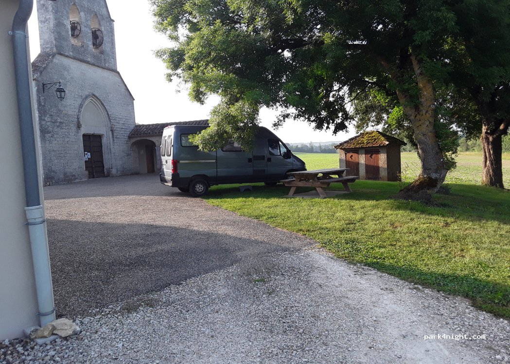 (32120) Homps - D151 — foto