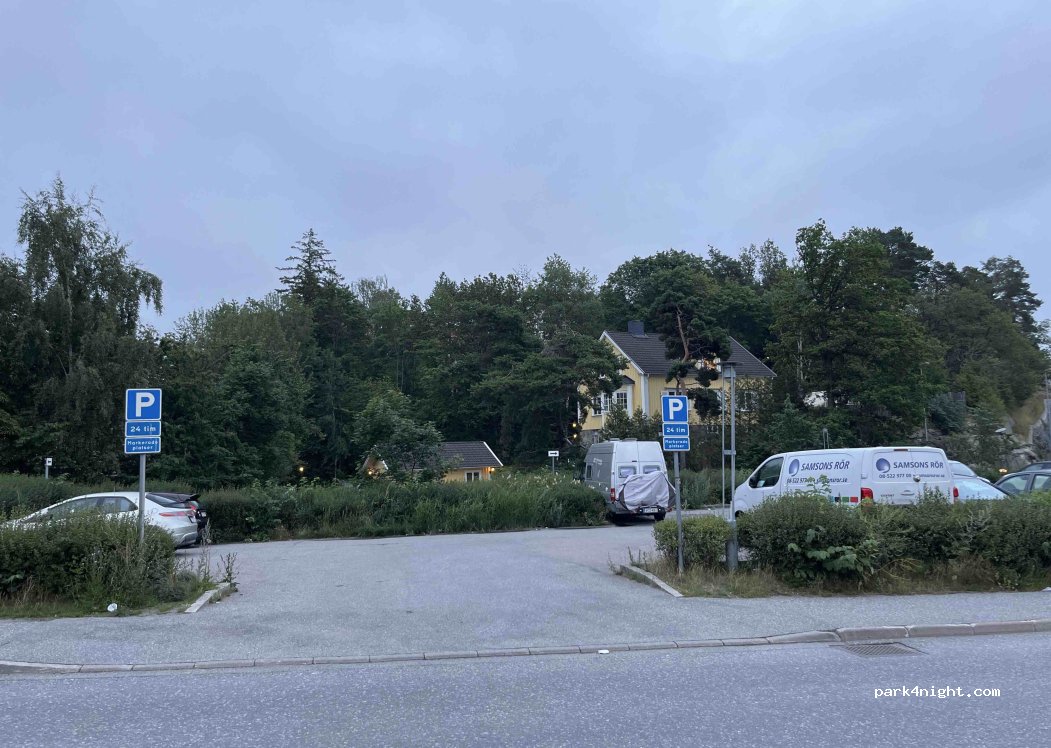 (182 78) Stocksund - 1 Stockholmsvägen — foto