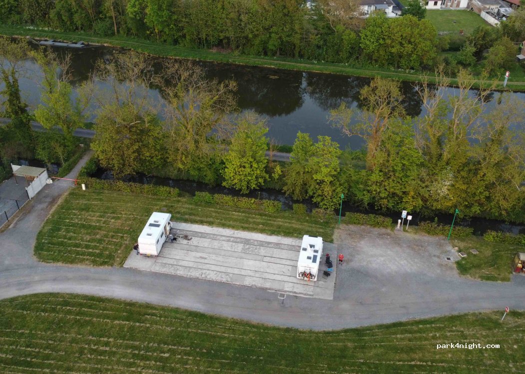 Aire municipale Banteux — foto 3