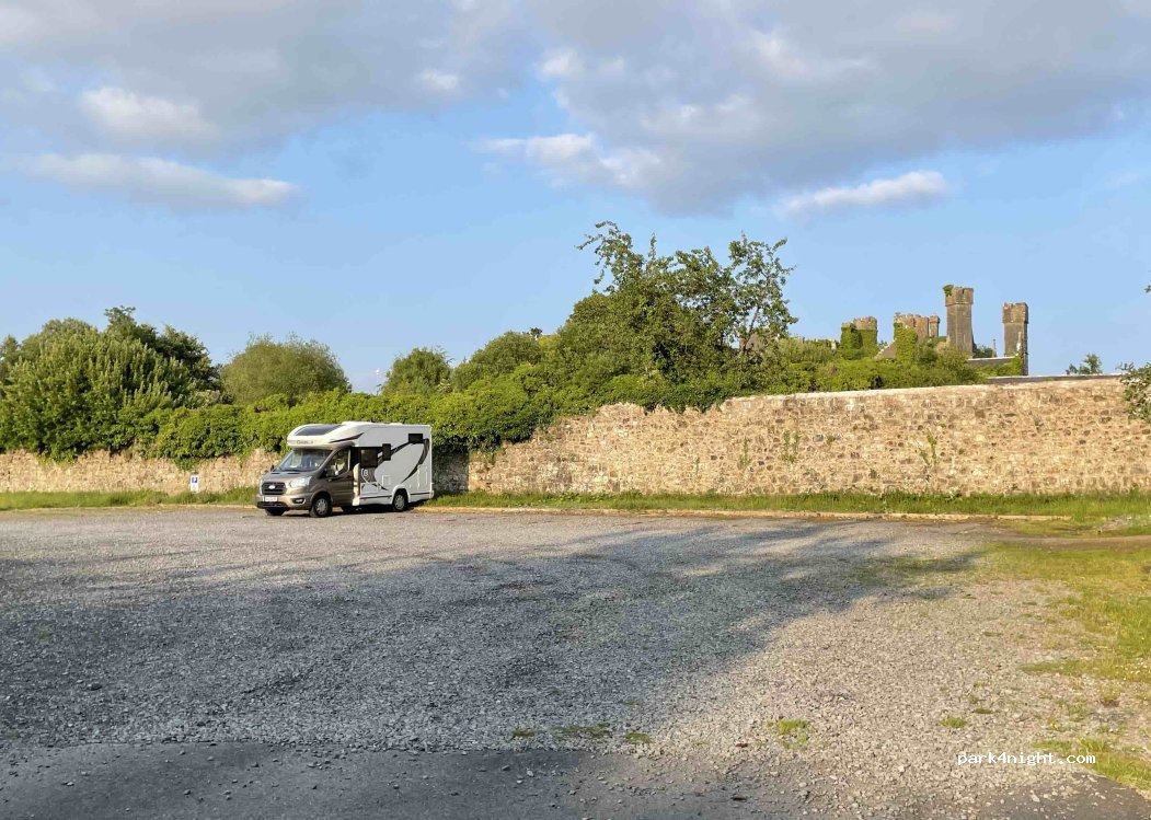 () Castlesaunderson - Unnamed Road — foto 2