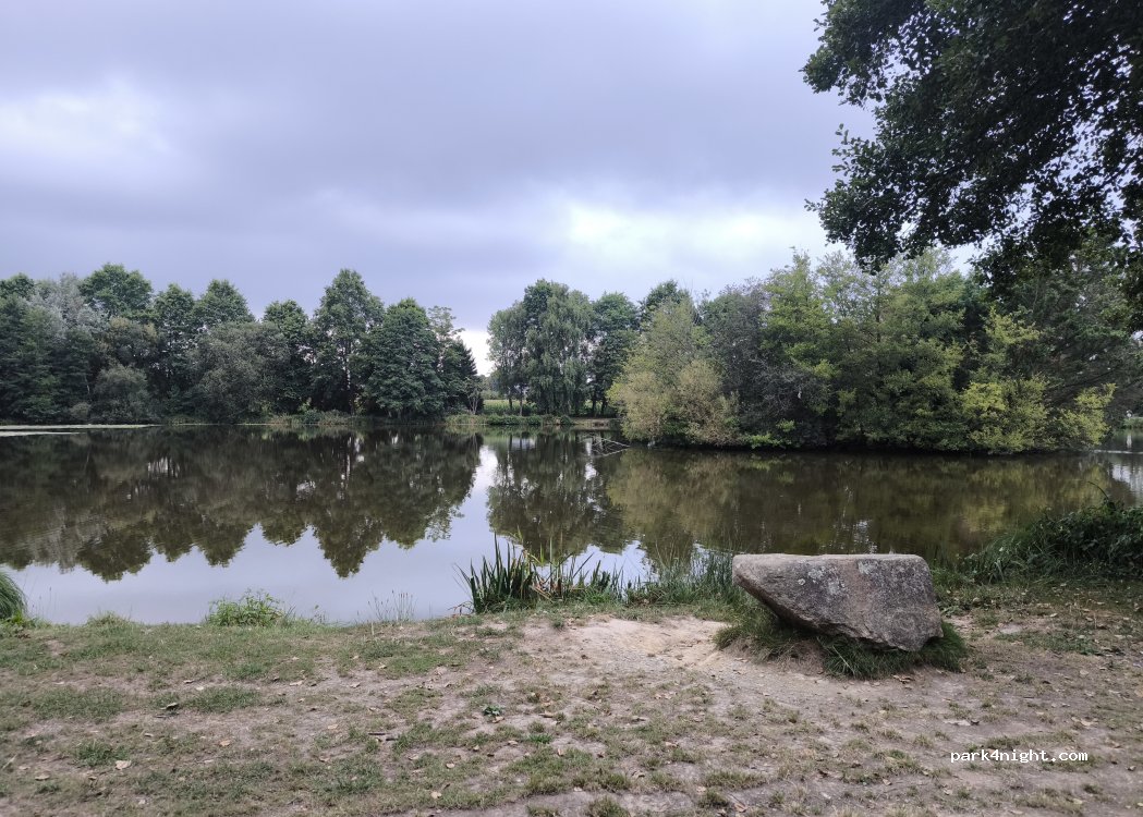 (35610) Trans-la-Forêt - Unnamed Road — foto 2