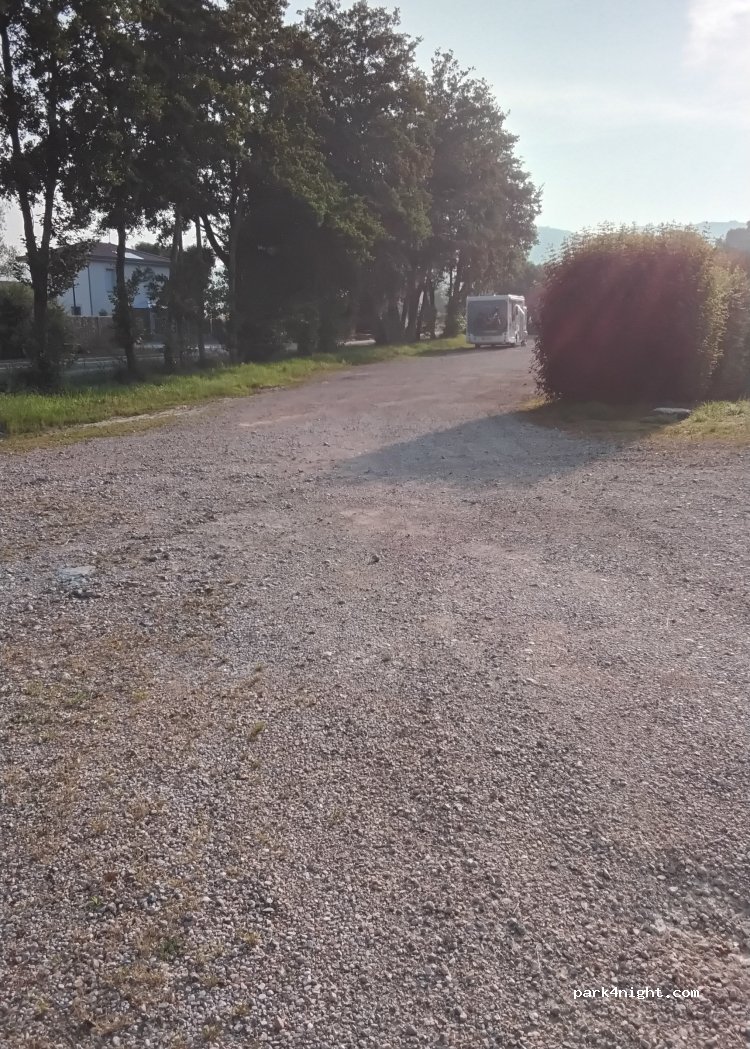 (01250) Tossiat - 365 Route de Journans — foto