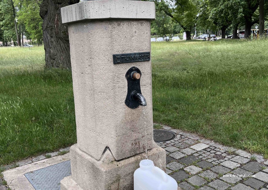 (01069) Dresden - 3A Lingnerallee — foto