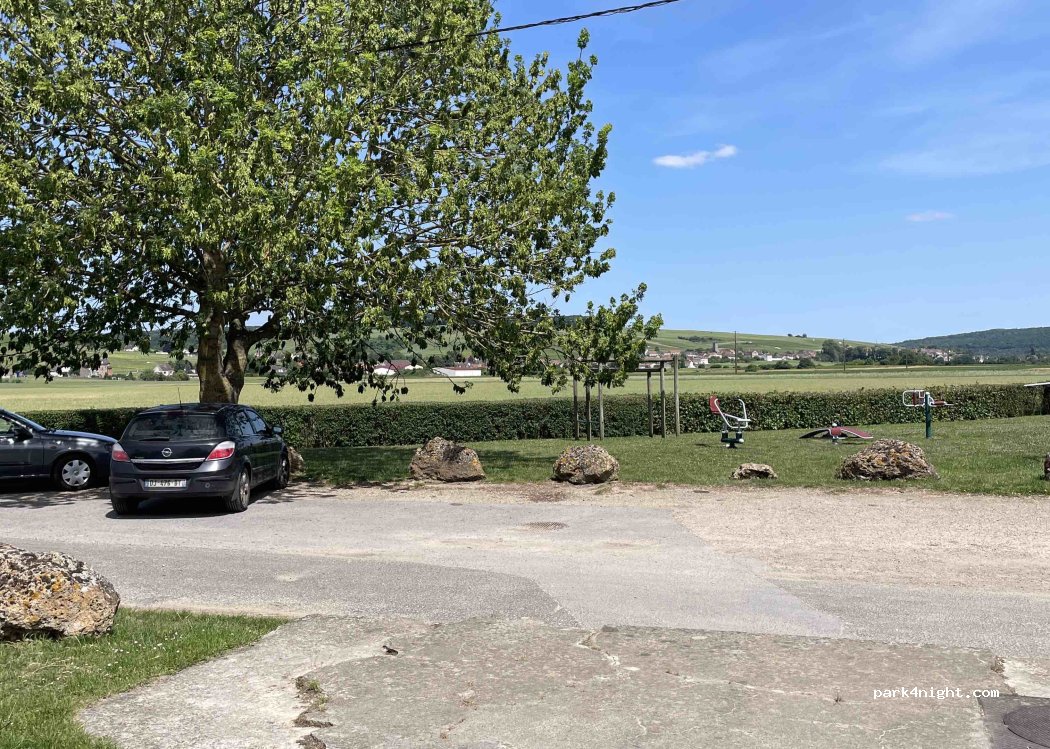 (02310) Charly-sur-Marne - Le Val de Charly — foto 2