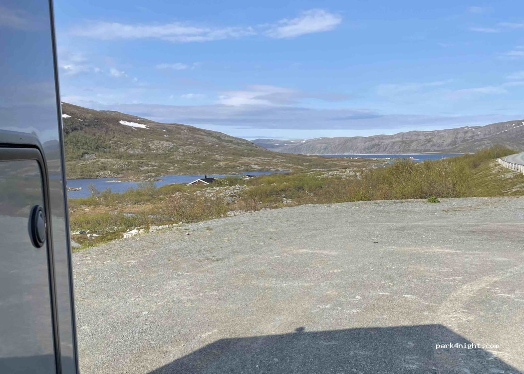 (9790) Kjøllefjord - 298 Oksevågveien — foto