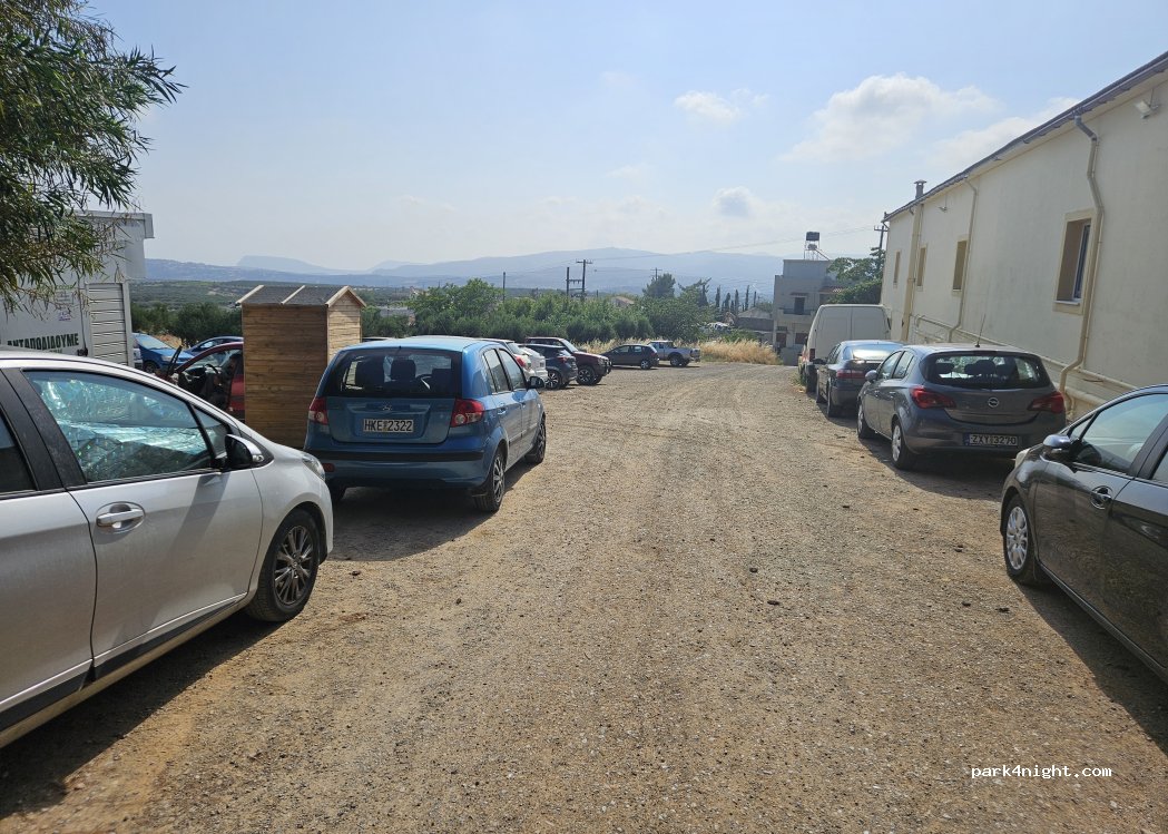(700 08) Episkopi - 23 Eparchiaki Odos Karteros - Moni Agkarathou — foto 2