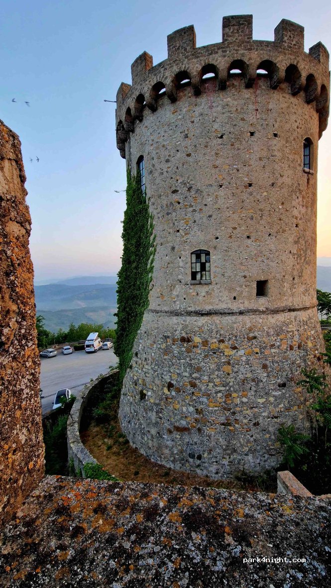 (84040) Castelnuovo Cilento - 1 Via Chiesa — foto
