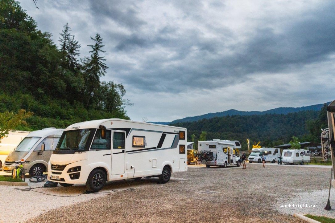 Barbana Lipizzans Camper Park- Pitches — foto 5