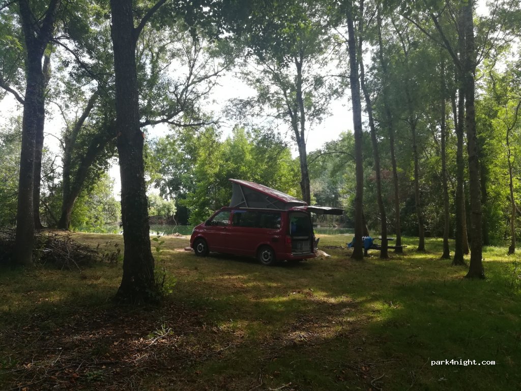 (16140) Fouqueure - Les Grands Essards — foto 2