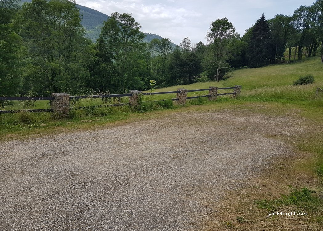 (09800) Arrien-en-Bethmale - 180 Village de Tournac — foto