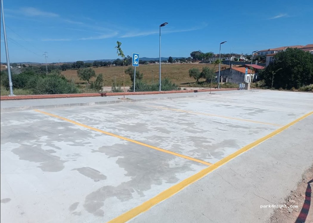 (21580) Cabezas Rubias - 7 Carretera Huelva Rosal — foto 3