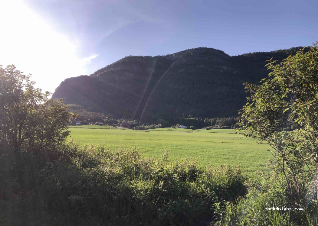 (3803) Bø i Telemark - Unnamed Road — foto 3