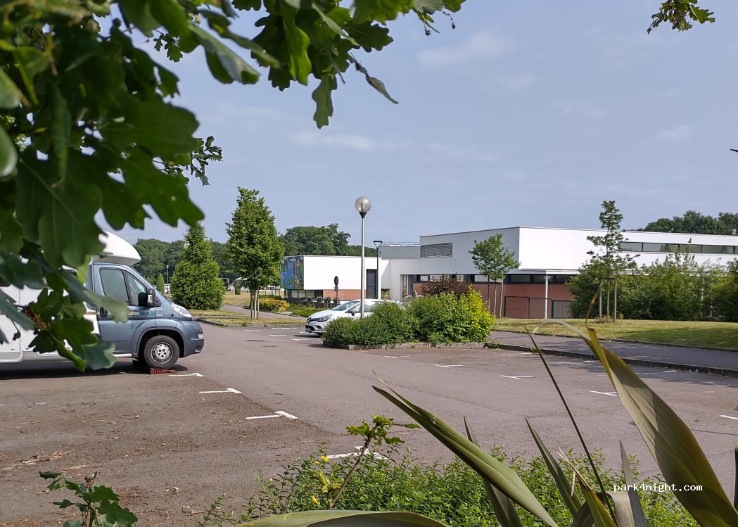 (35340) Liffré - 50 Avenue de la Forêt — foto