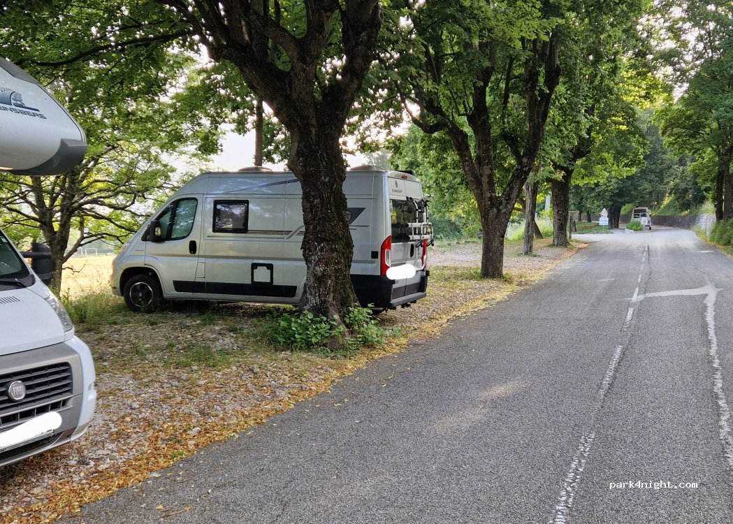 (06620) Gréolières - 3 Route de Font Rougiere — foto 2
